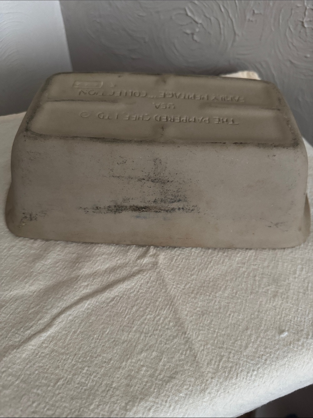 The Pampered Chef Ceramic Loaf Pan - Picture 4 of 6